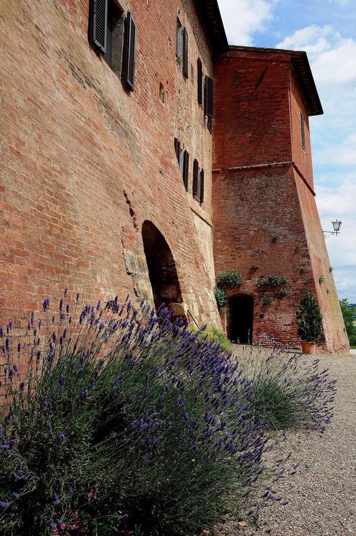 Agriturismo Castello Saltemnano Буонконвенто Экстерьер фото