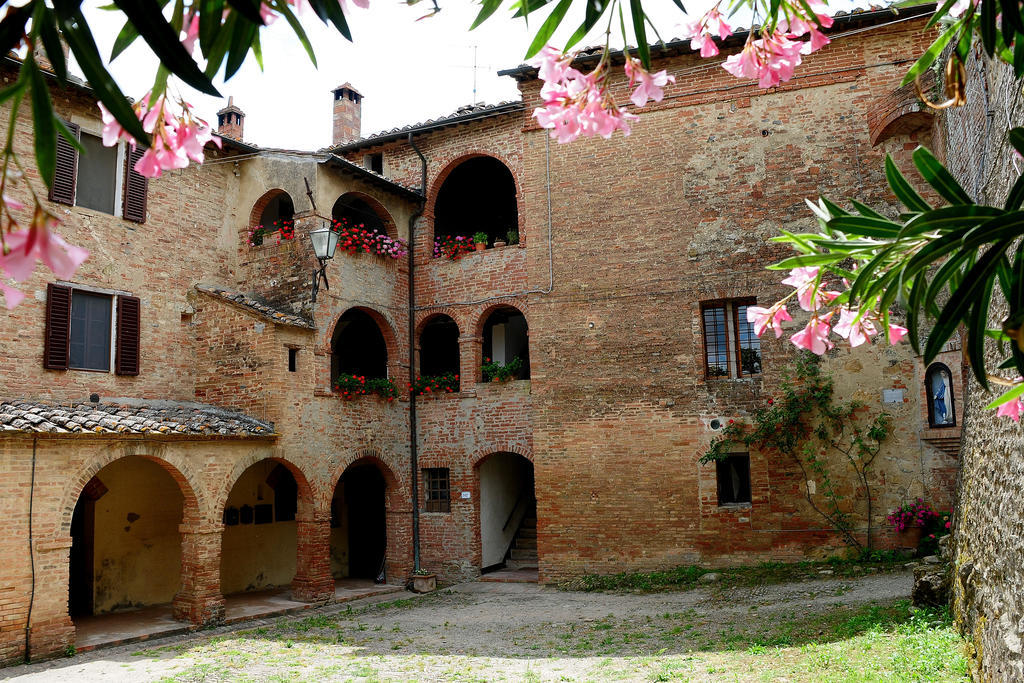 Agriturismo Castello Saltemnano Буонконвенто Экстерьер фото
